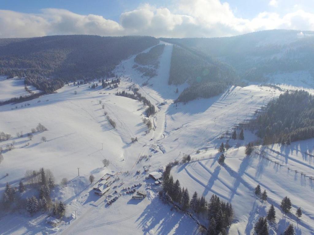 Chaty Ski เตลการ์ต ภายนอก รูปภาพ
