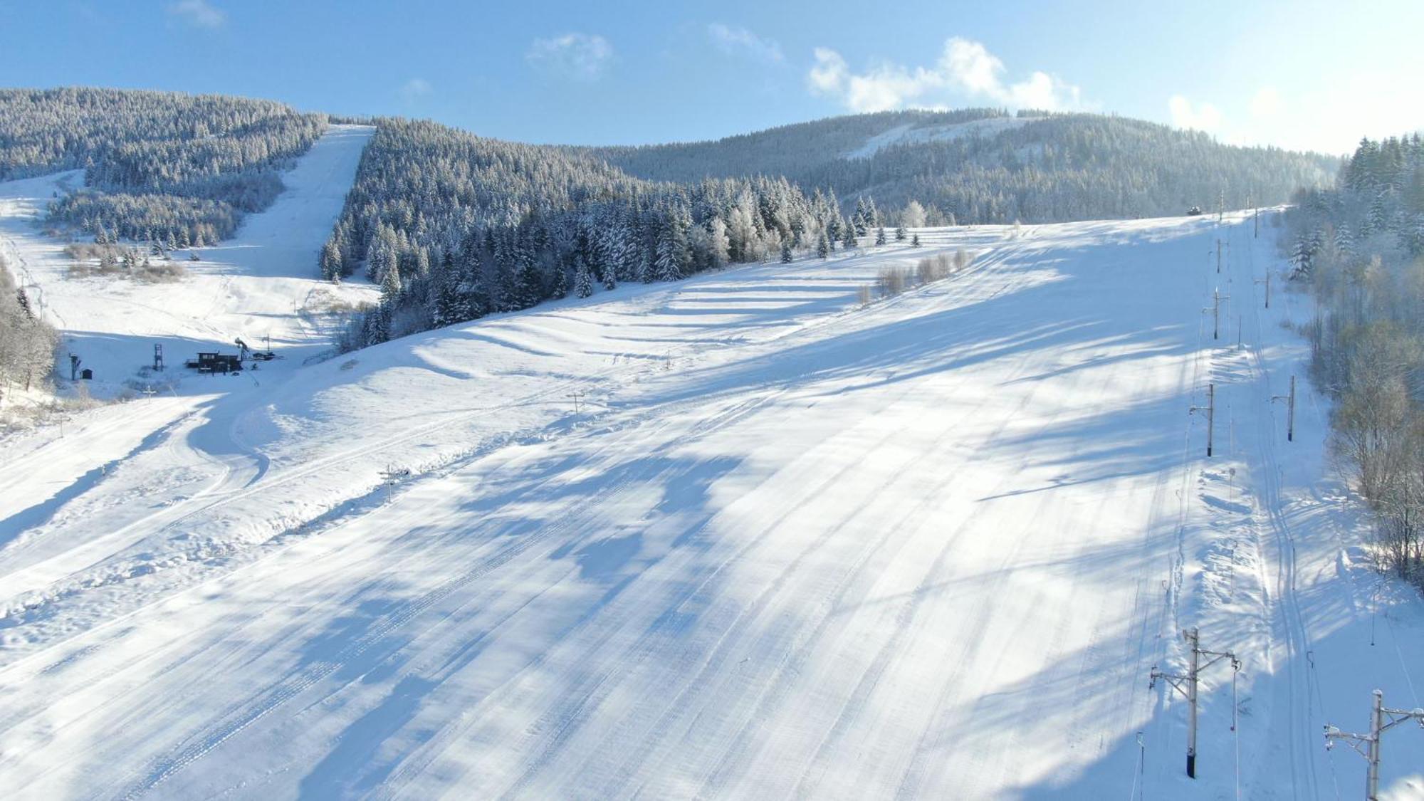 Chaty Ski เตลการ์ต ภายนอก รูปภาพ